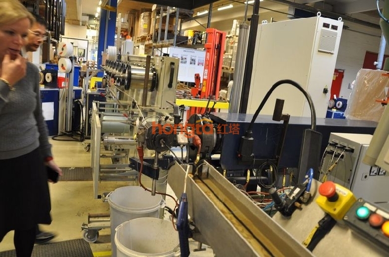 ����˹��ů���S